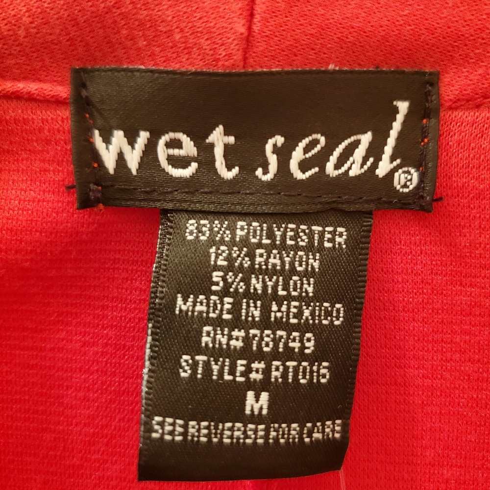 Fitted Red Blazer - Picture 3 of 3